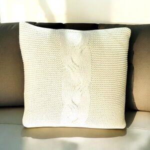 CELERIE KEMBLE CABLE KNIT SWEATER SQUARE THROW DECORATIVE PILLOW IVORY 2…